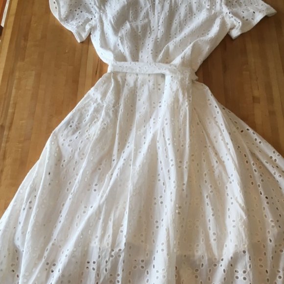 Brooks Brothers Eyelet Shirtdress, Size 2 - Picture 8 of 9